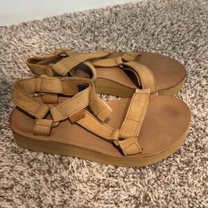 Women’s Teva Sandals